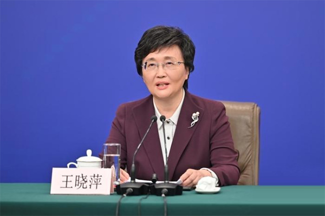 十五五”時期如何把人力資源優勢轉化為推動高質量發展的動能？人社部回應